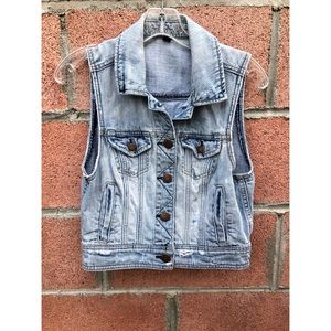 American Eagle Denim Distressed Vest